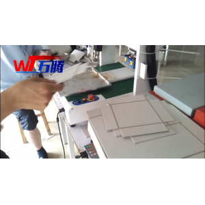  纸品行业-热熔胶展示案例7-点胶机灌胶机生产
